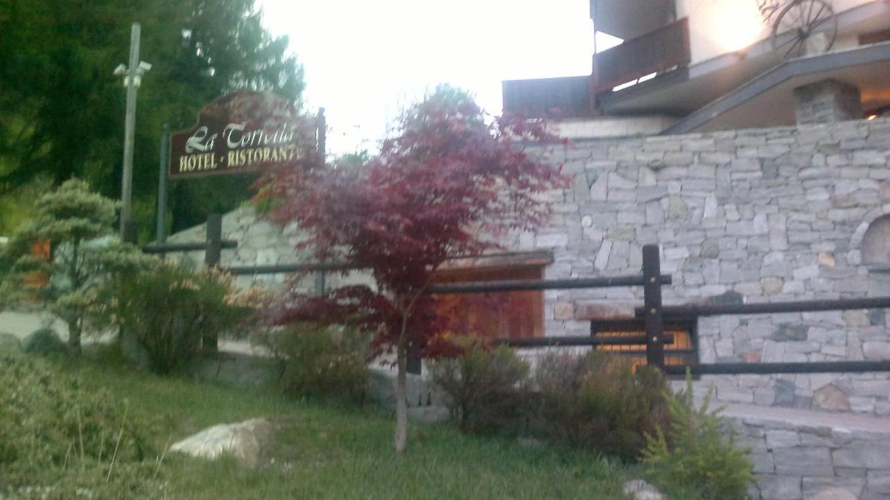 La Torretta Hotel Challand-Saint-Anselme Exteriör bild