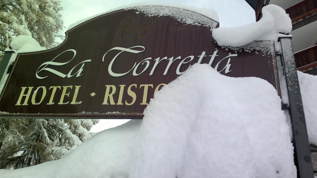 La Torretta Hotel Challand-Saint-Anselme Exteriör bild