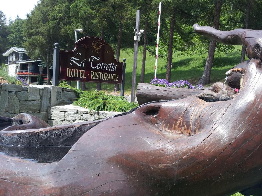 La Torretta Hotel Challand-Saint-Anselme Exteriör bild