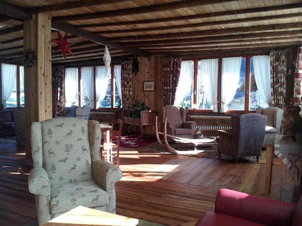 La Torretta Hotel Challand-Saint-Anselme Exteriör bild